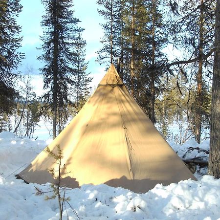 Jukkasjärvi Reindeer Lodge מראה חיצוני תמונה