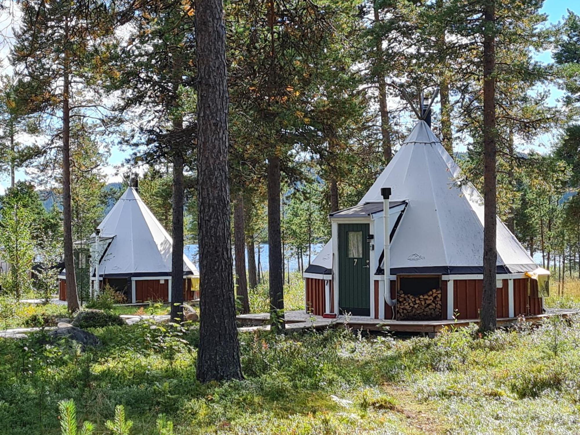 Jukkasjärvi Reindeer Lodge מראה חיצוני תמונה